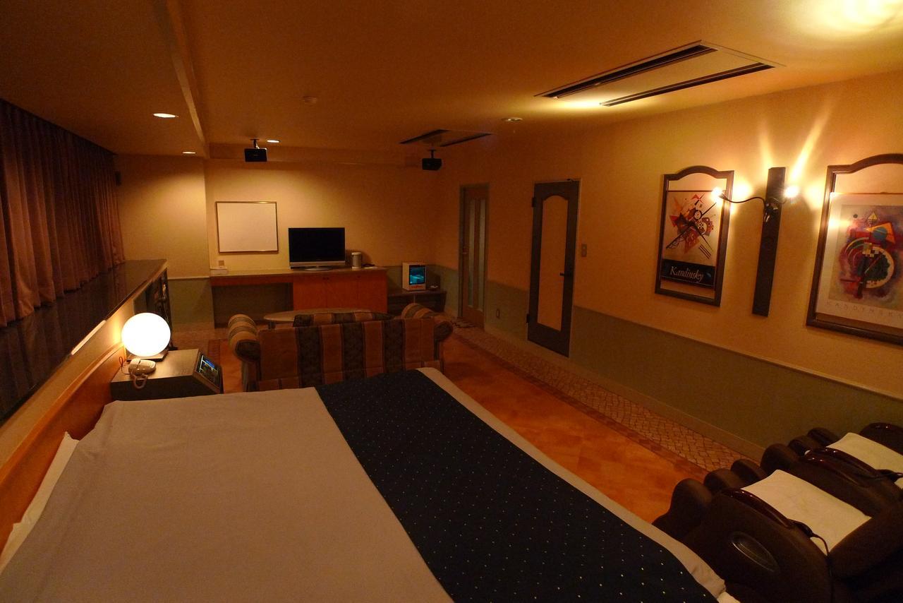 Golf Nirasaki Inter (Adults Only) Hotell Exteriör bild