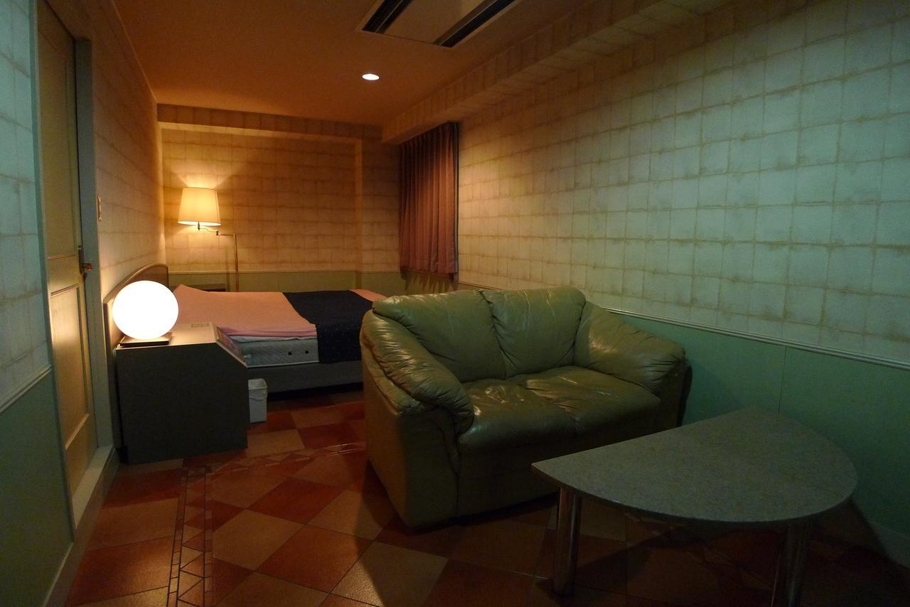 Golf Nirasaki Inter (Adults Only) Hotell Exteriör bild