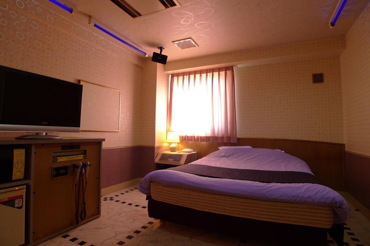 Golf Nirasaki Inter (Adults Only) Hotell Exteriör bild