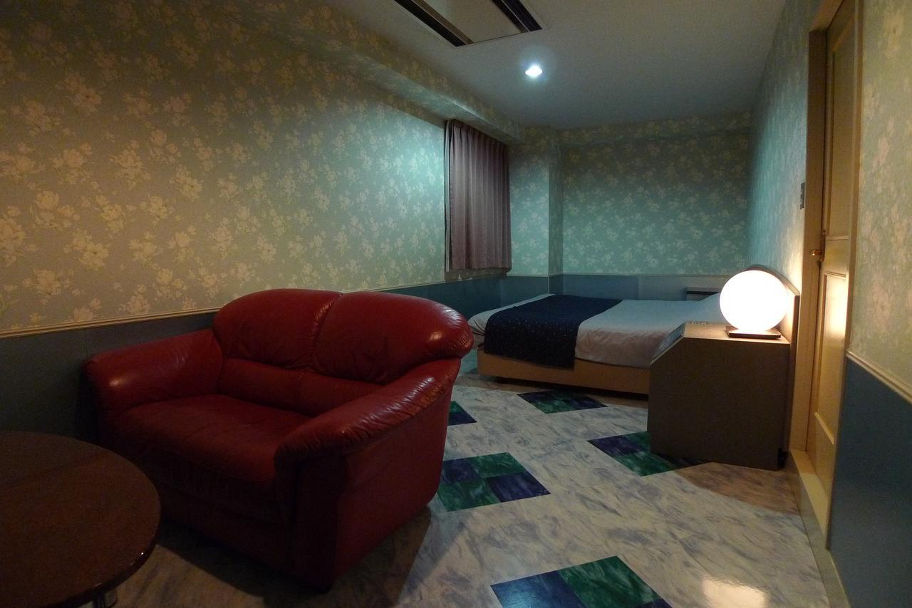 Golf Nirasaki Inter (Adults Only) Hotell Exteriör bild