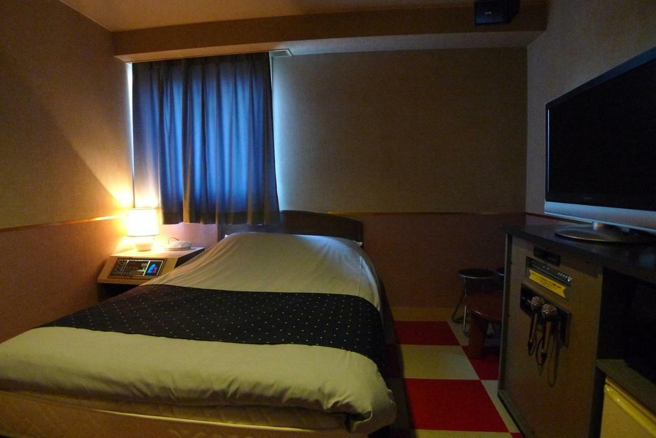 Golf Nirasaki Inter (Adults Only) Hotell Exteriör bild